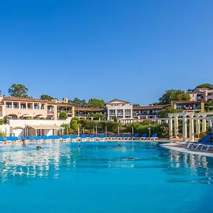 Résidence Pierre&vacances Les Parcs De Appart hôtel Grimaud